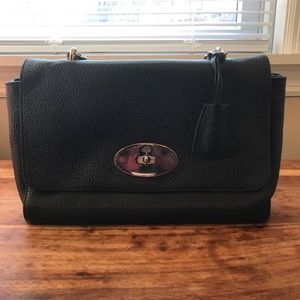 Mulberry Lily in Black
